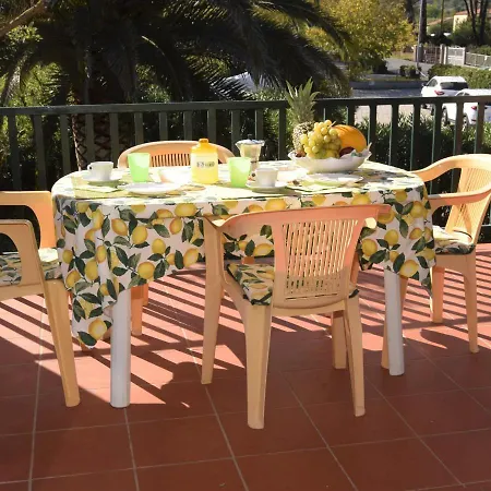 Maristella Lägenhet *